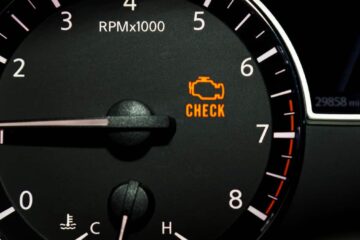 A close up of a speedometer Description automatically generated with medium confidence
